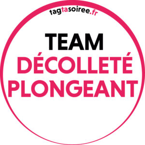 Team décolleté plongeant